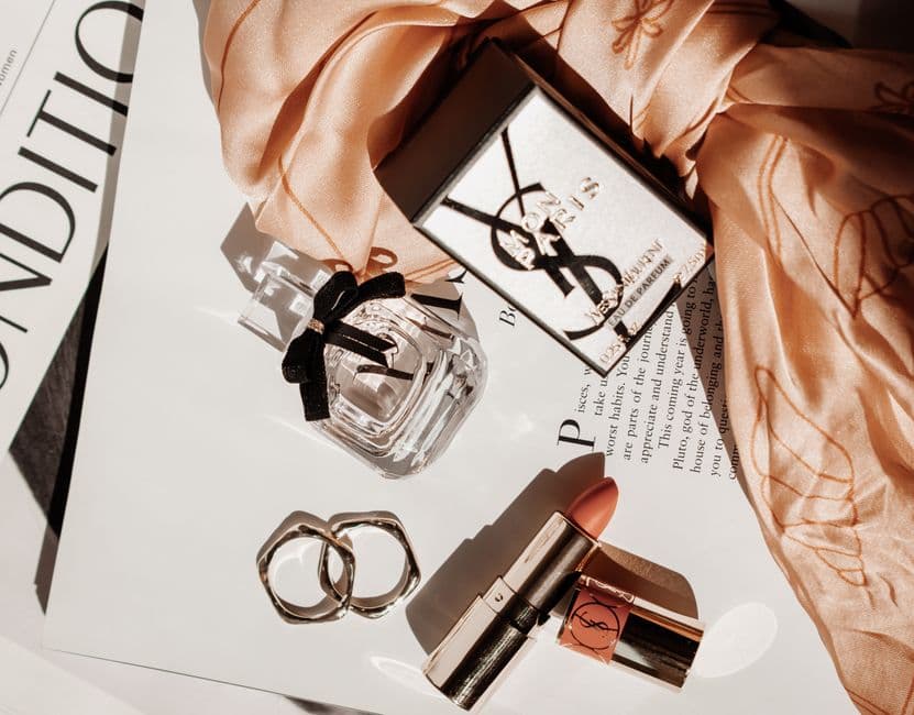 Accessories category illustration