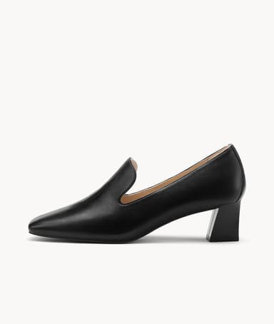 Black Sandalwood Pump