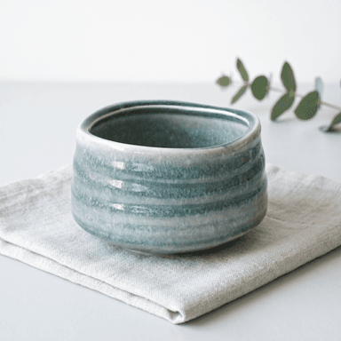 Seafoam Ceramic Matcha Bowl 17 oz with Rolled Rim, Matcha Chawan for Whisking and Drinking, Tea Ceremony Bowl