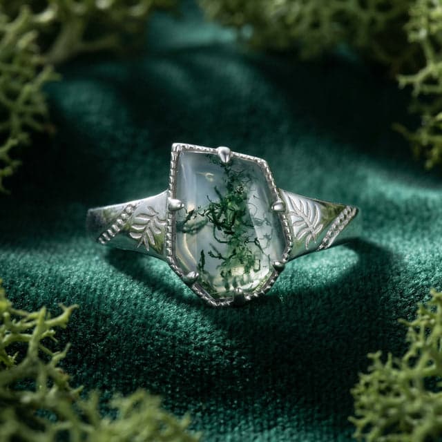 Natural Moss Agate Leaf Design Ring - S925 Sterling Silver in Solid Gold
