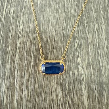 Gemstone Gold - Elegant Trendy Necklace 18K Plated Gold 17" - 18" Clear Blue Lapis