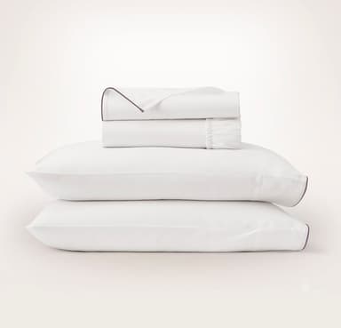 Percale Embellished Sheet Set - White/Plum Piped Edge
