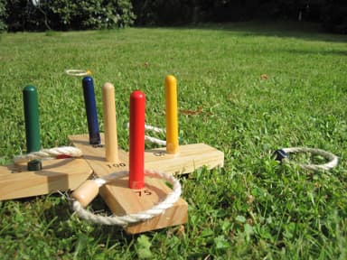 Blog PLR: 8 Backyard Board Games You Gotta Play This Summer
