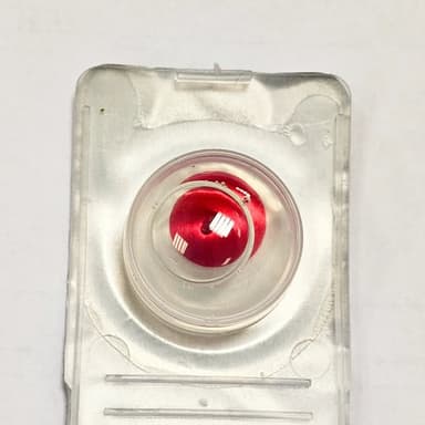 Eyeling Red
