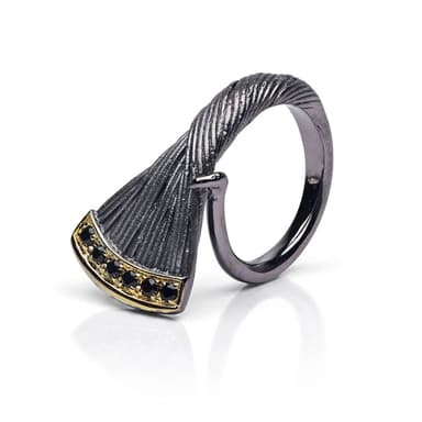 Junia Blackened Silver Open Band Ring With Sapphire