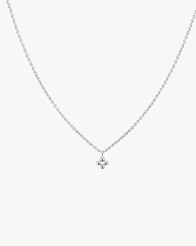 Flower Pendant Necklace