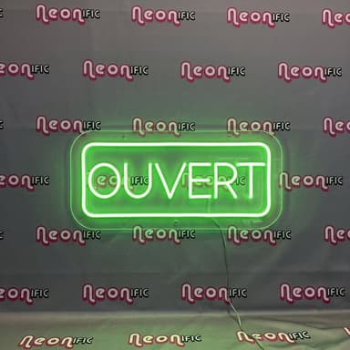 Open Sign ("Ouvert")