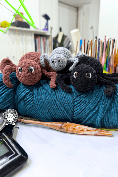 Webigail the No-Sew Crochet Spider (Crochet)