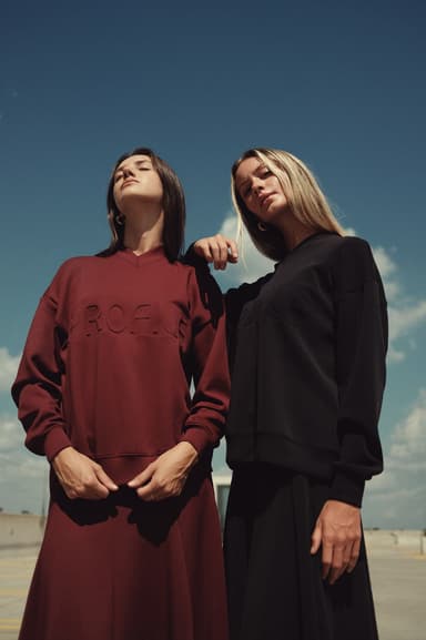 MOTION PULLOVER