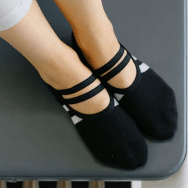 Ballet Sporty Grip Socks - Stripe Black (Barre / Pilates)