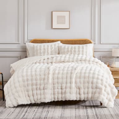 Luxe Faux Fur Comforter Set