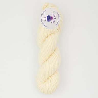Oxford Violet Jane Bulky Rug Yarn - 20504 M.C. White