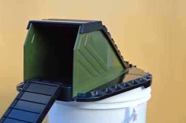 The Vulcan: Bucket Lid Trap for Rats, Squirrels, Chipmunks, and Other Mid-Sized Rodents
