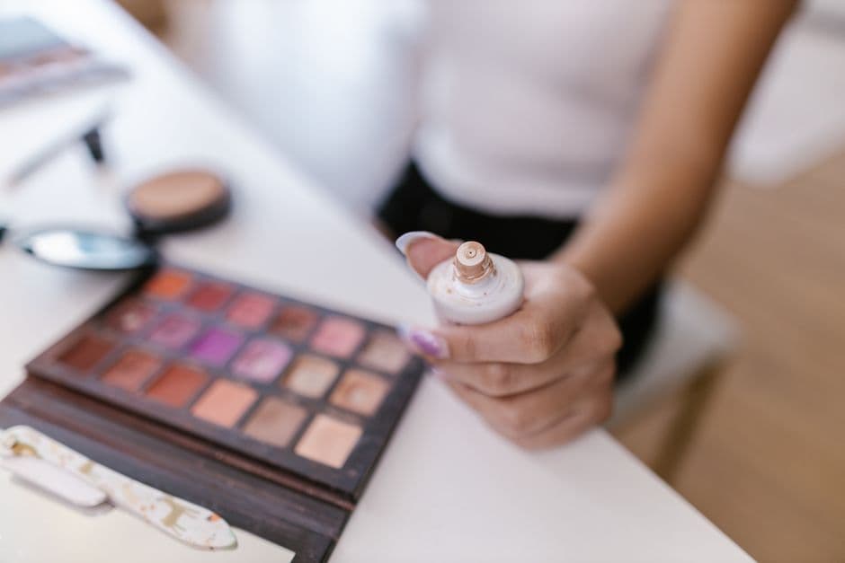 How to Choose the Right Foundation for Your Skin