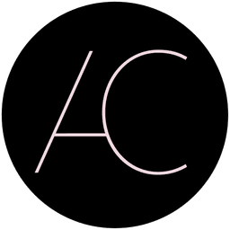 Amandacarolinebeauty logo